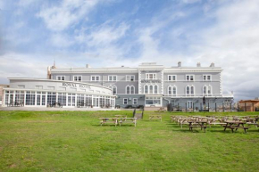 The Royal Hotel
